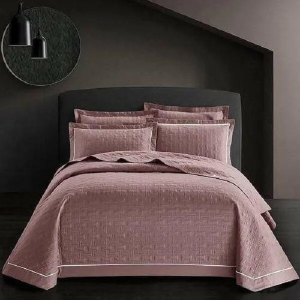 Clifford - Premium Quilt Cover Set