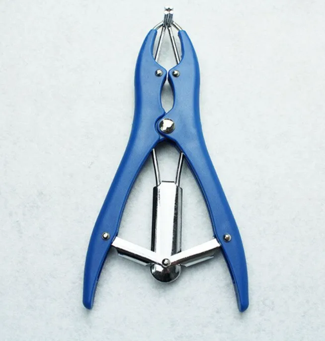 Plier filling tool